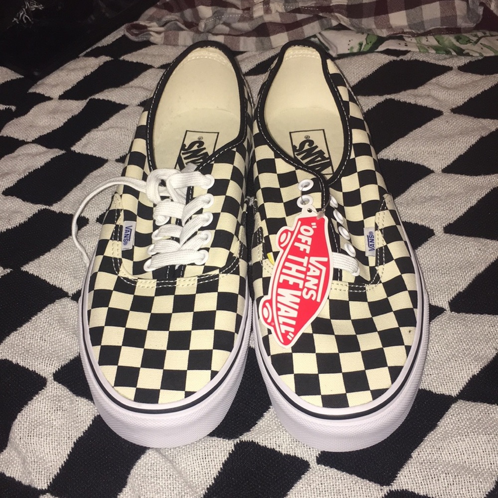 Checkerboard Aunthentic Vans